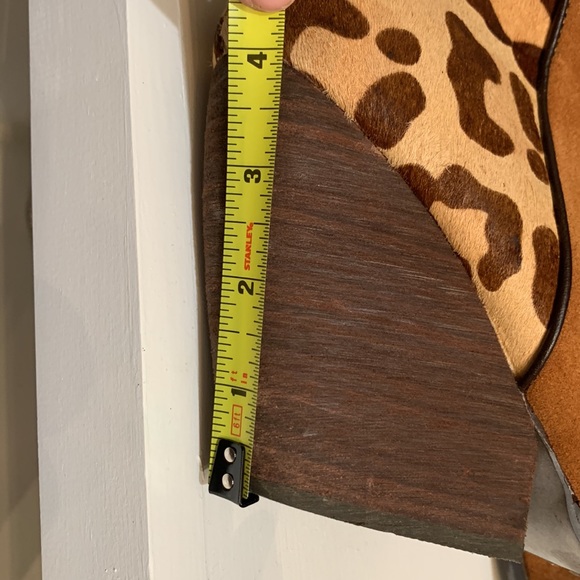 Leopard and brown booties - Picture 4 of 4